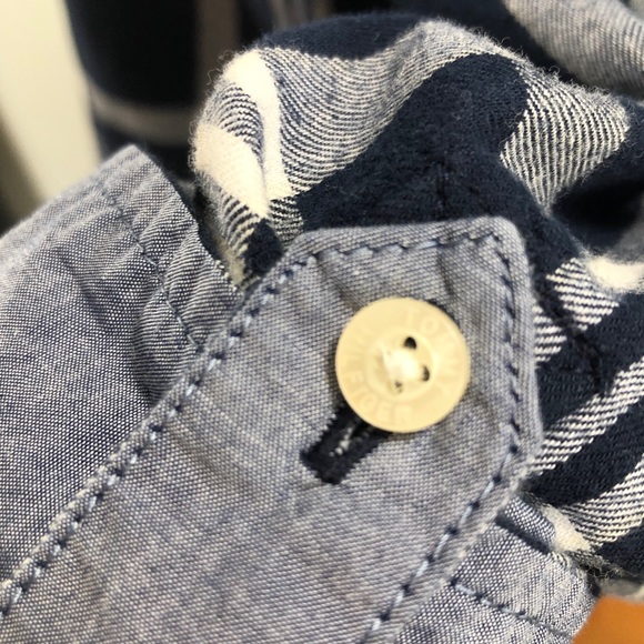 Tommy Hilfiger Plaid Long Sleeve Button Down - Picture 6 of 6